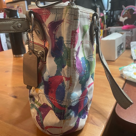 Coach Bag Poppy Signature C Stamped Hallie Multicolor Canvas Tote - Picture 8 of 17